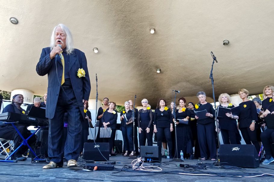 David Conrad and the Emeritus College Gospel Choir